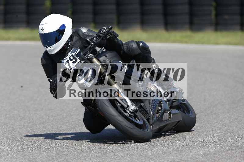 /44 09.08.2025 Plüss Moto Sport ADR/Freies Fahren/79